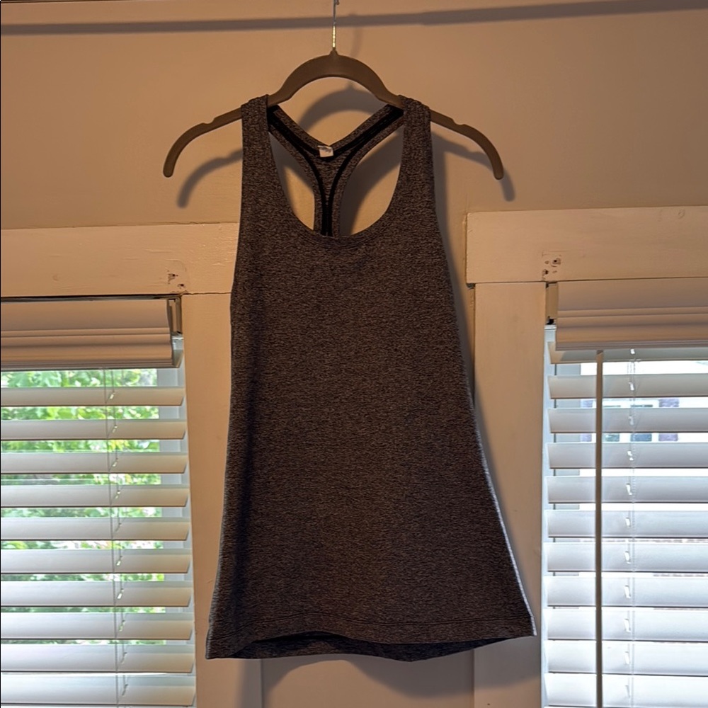 Lululemon Athletica Gray Fitted Sleeveless Tank Top